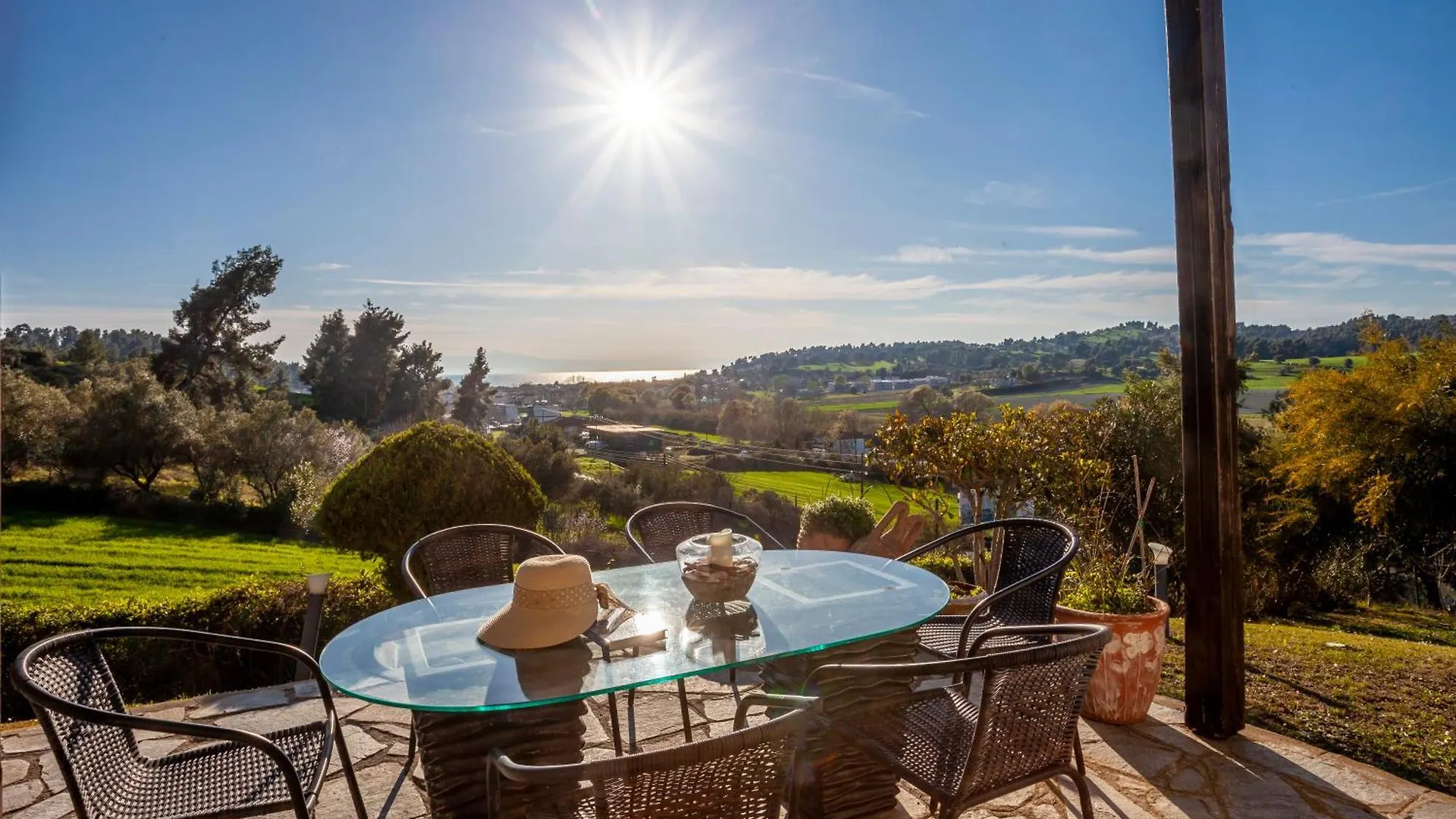 Camelia Elegant Cottage With Orchard & View Elani