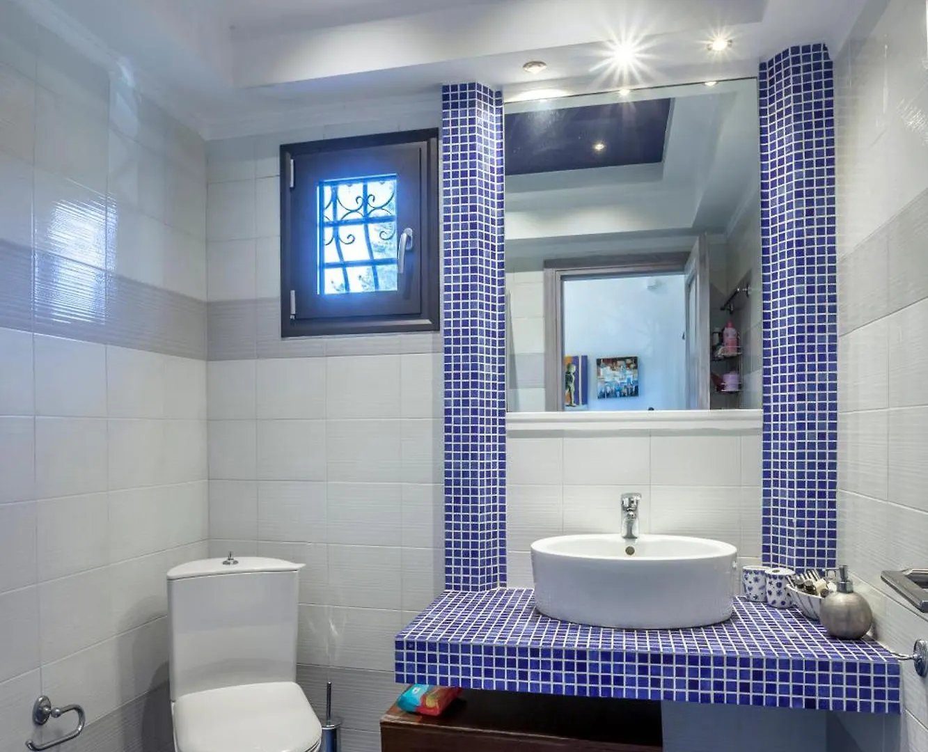Holiday home Camelia Elegant Cottage With Orchard & View Elani